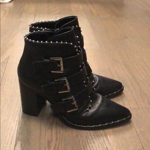 Steve Madden Humble Boots